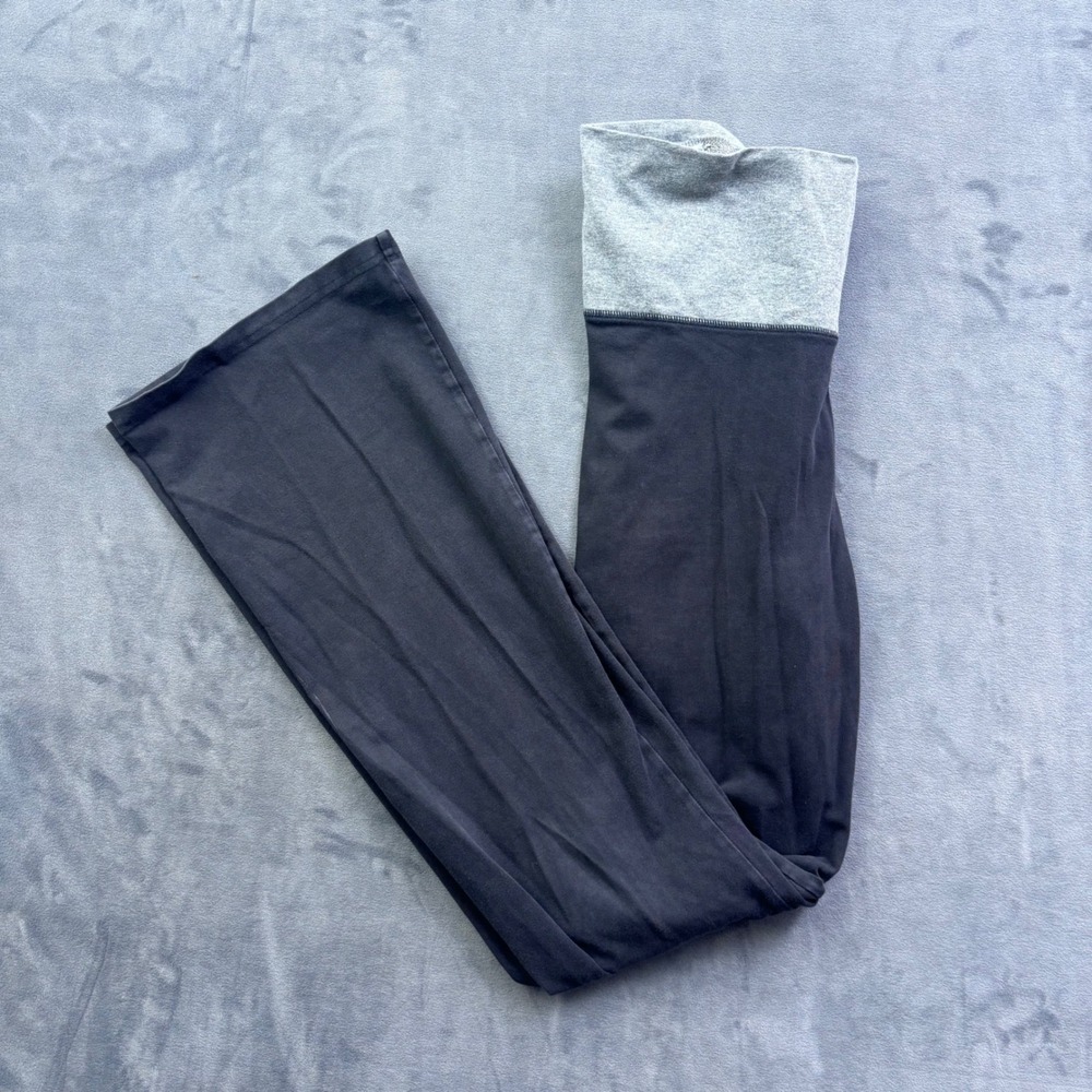Aerie Flare Yoga Pants Black Gray Fold Over Waist Love Embroidered XS Short